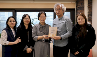 강동단기보호시설이 서울장애인종합복지관에 감사패를 전한 이유는? 든든한 파트너십