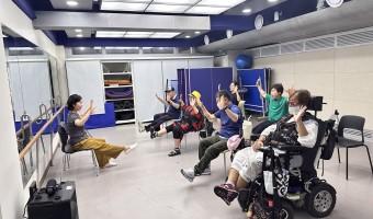 젤리밴드로 건강과 즐거움을 한 번에! / 고령장애인 1:1 맞춤형 지원사업(사회복지공동모금회 지원)